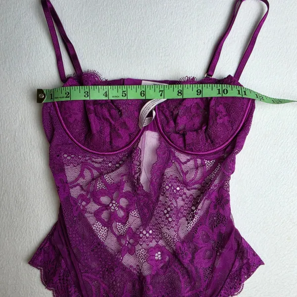 Victoria's Secret -1971 Magenta Floral Eyelash Lace Underwire‎ Teddy Bodysuit M - Image 6