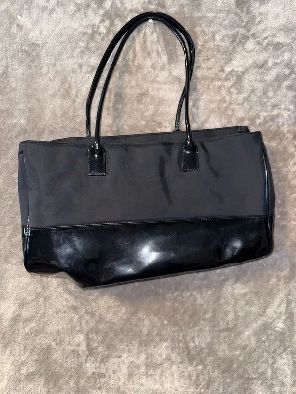 Estee Lauder Black Nylon and Patent Tote Bag - Image 3