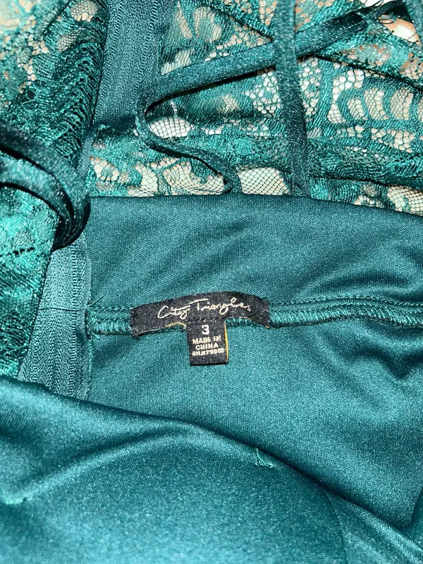 City Triangles Dress Green - Image 3