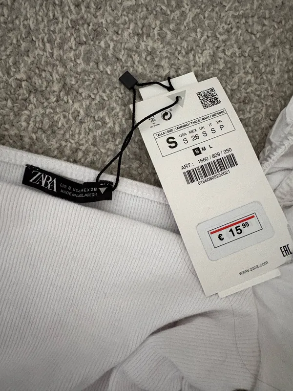 ZARA Puff Sleeve Top Crop - Image 3