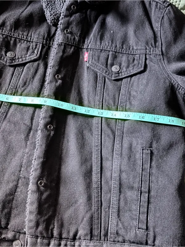 Levi's Premium Black Sherpa Lined Denim Trucker Jacket Size Large - Image 6