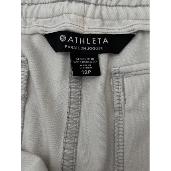 NWT Athleta Farallon Jogger Birch Grey Womens 12P Neutral Active Travel Pants - Image 8