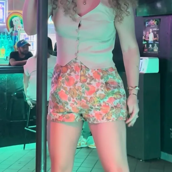 Flowered shorts - Image 4