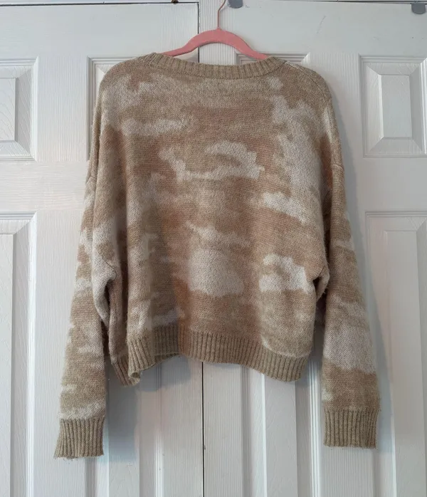 American Eagle Sweater - Image 2