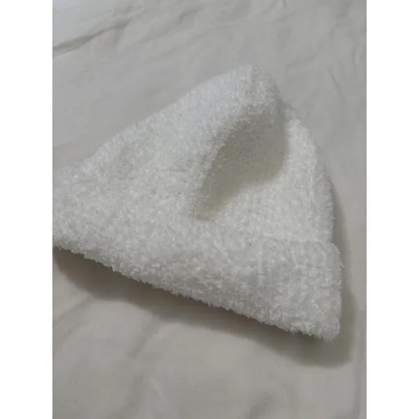Bebe White Fuzzy Boucle Knit Beanie Logo Winter Hat Y2K One Size - Image 4