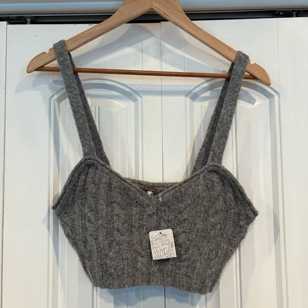 Free People Sunkeeper Gray‎ Cable Knit Crop Tank Size Small - Image 2