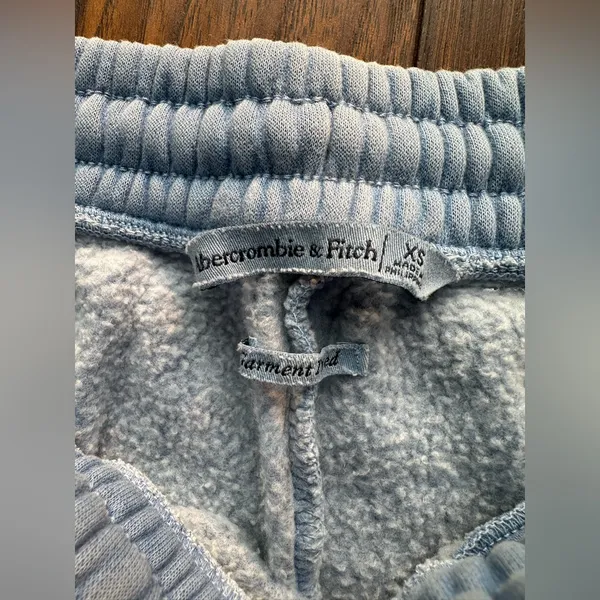 Abercrombie &Fitch Sunday Essential Sweatpants - Image 4