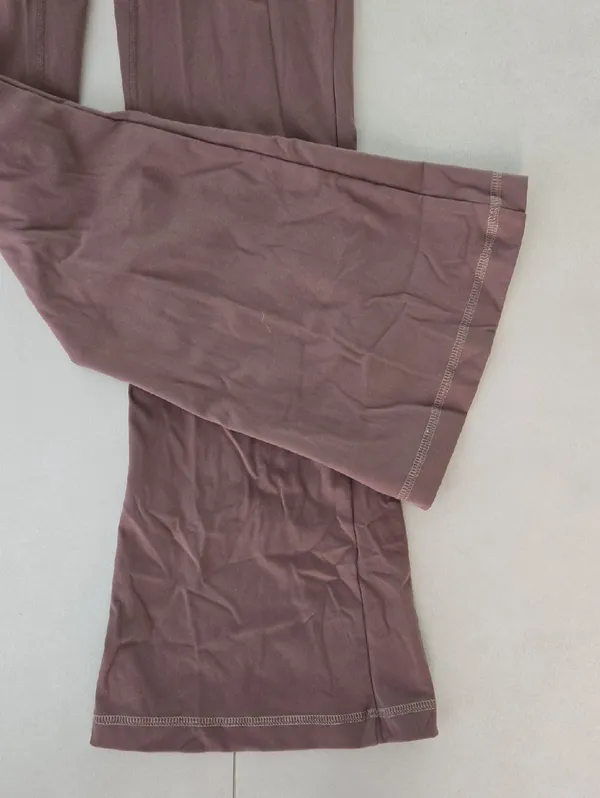 Amazon New Women’s Sleeveless Wide-Leg Jumpsuit in Dusty Mauve Size XS - Image 3