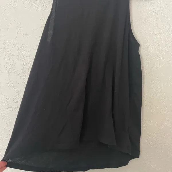 Old navy black tank - Image 4