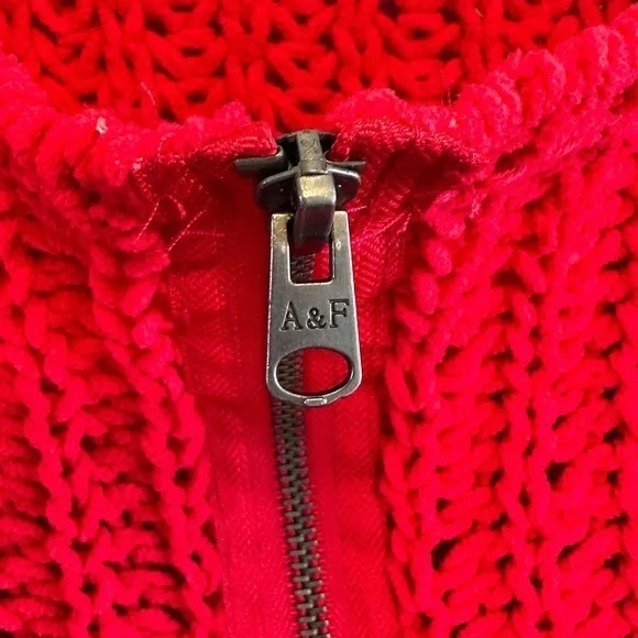 Abercrombie & Fitch SZ L Womens Bright Red‎ Open Weave - Image 7