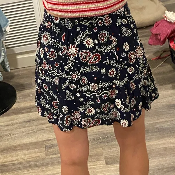 Vintage Y2k 90s mini skirt boho floral hearts button front high waisted small - Image 5