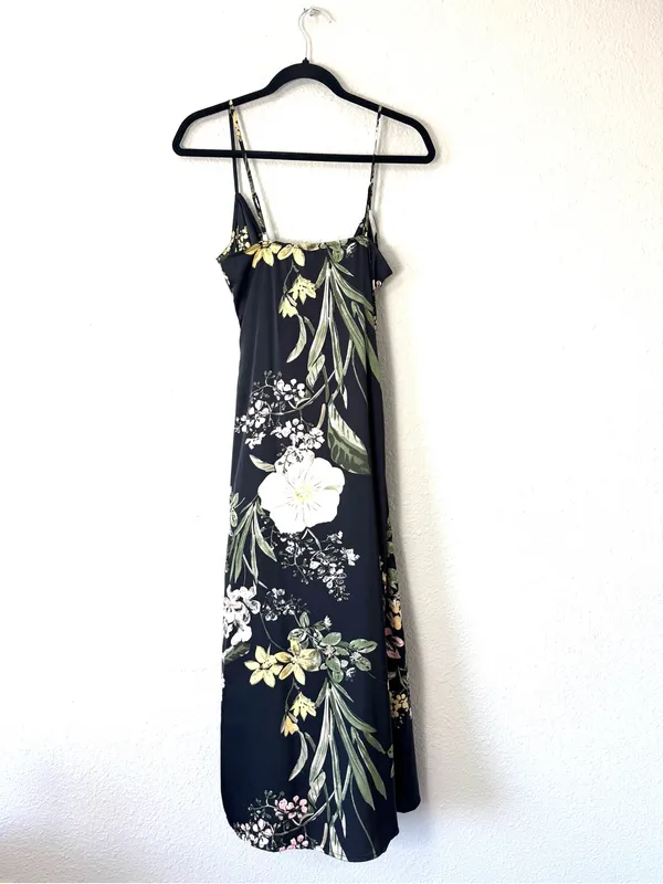 Lulus Remarkable Entrance Black Floral Print Satin Midi Dress Size XS - Image 4