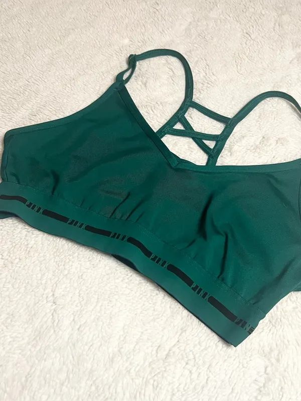 VS PINK Active Green & Black Ultimate Strappy Back Sports Bra Size Small - Image 6