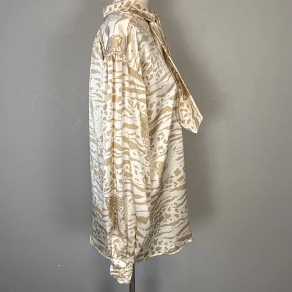 Escada Vintage Leopard Tiger Print Cream‎ Silk Blouse Top Size 36/6 Long Sleeve - Image 9