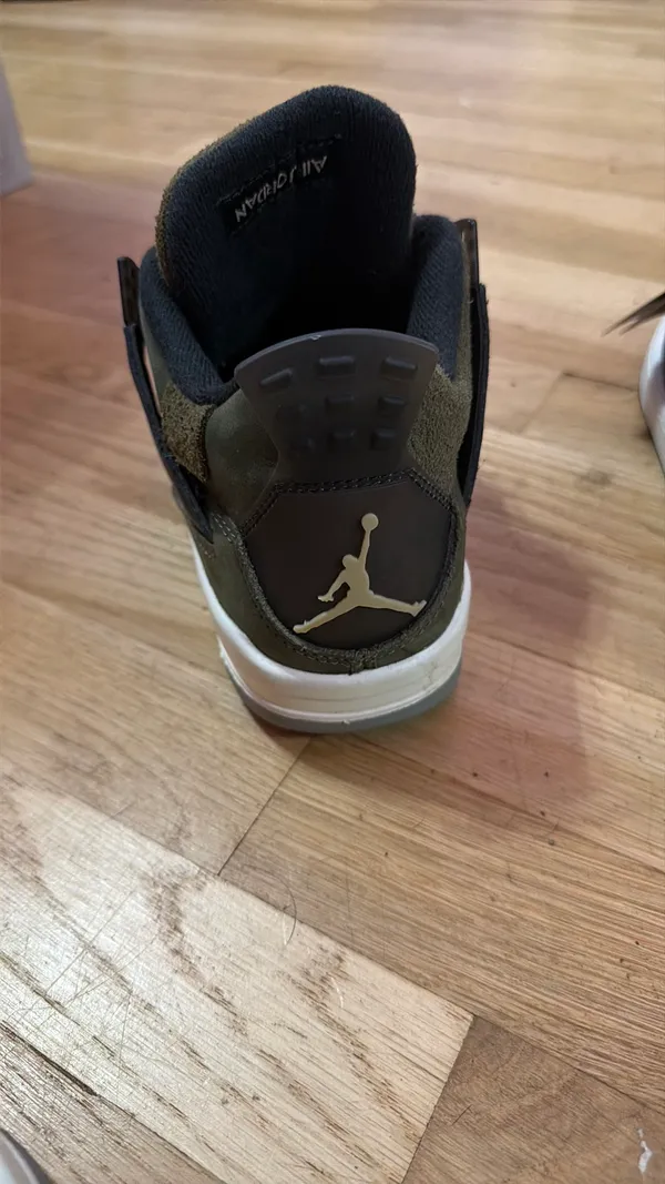 Air Jordan 4 Retro - Image 6
