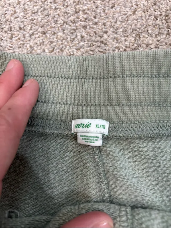 Aerie XL Women’s Olive Green Drawstring Shorts Sweat Shorts Loungewear Raw Hem - Image 5