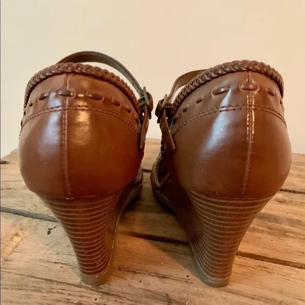 Bongo Wedges - Image 5