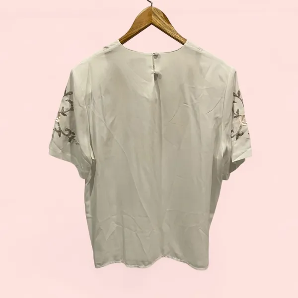 Croft & Barrow Cute vintage 80’s-90’s white semi-sheet floral embroidered short sleeve blouse - Image 3