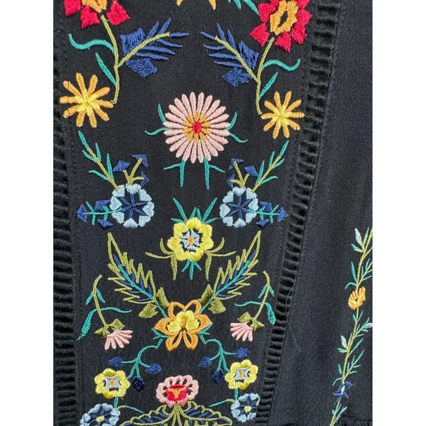 Les Amis‎ Black Floral Embroidered Boho Midi Dress Crochet Lace Hem Large - Image 3