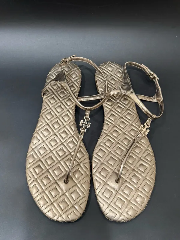 TORY BURCH Marion Quilted Gold Metallic Leather T-Strap Thong Sandals US Size 9M - Image 5