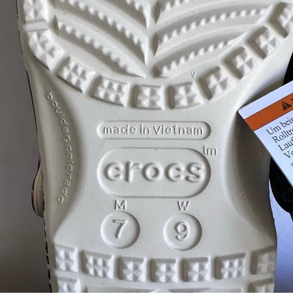Crocs NEW Unisex Classic Animal Remix Clog Size 7 or 9 #B1820 - Image 5
