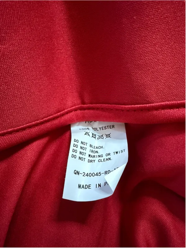 NEW Women's Halloween Red Cape One Size - Image 2