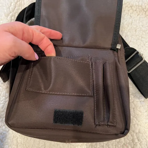 Crossbody Adjustable Medium Messenger Bag Many Pockets And Compartments Brown - Image 6