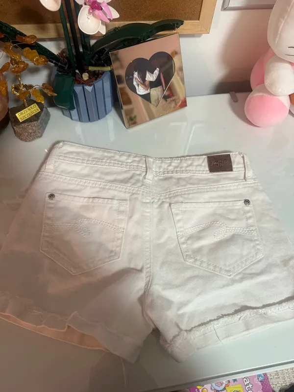Justice White Shorts - Image 2