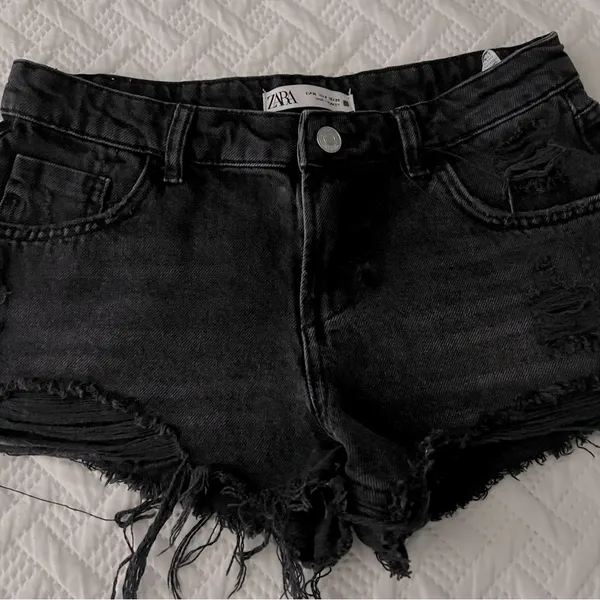 Zara Black Jean Shorts Distressed High-Waisted - Image 3