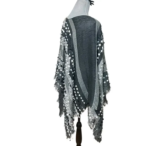DEMDACO Textured Black Gray One Size Fits Most Acrylic and Poncho Shawl - Image 8