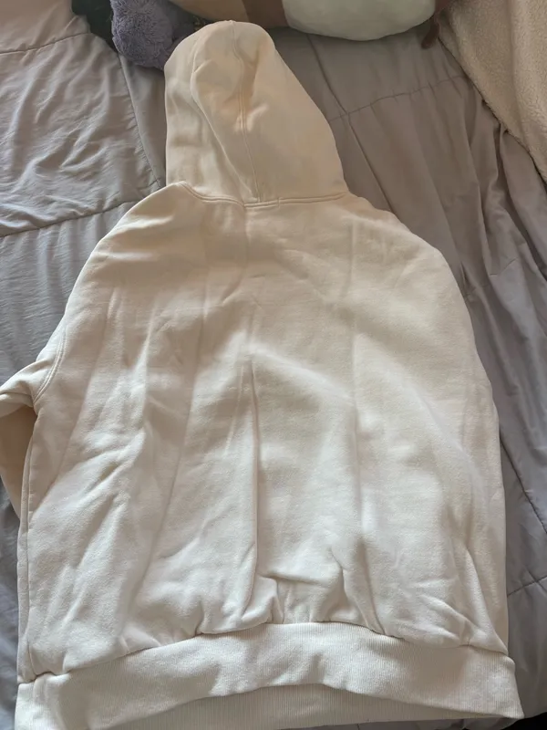 Amazon Sweatshirt - Image 3