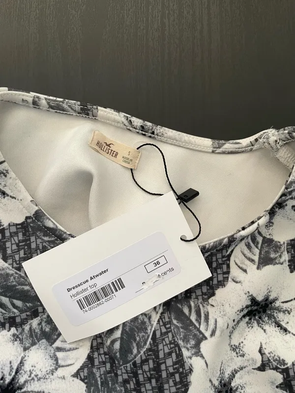 Hollister Top ( Small) - Image 6