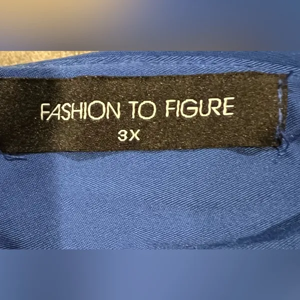 Fashion to Figure bodycon dress/blouse 3X - Image 5