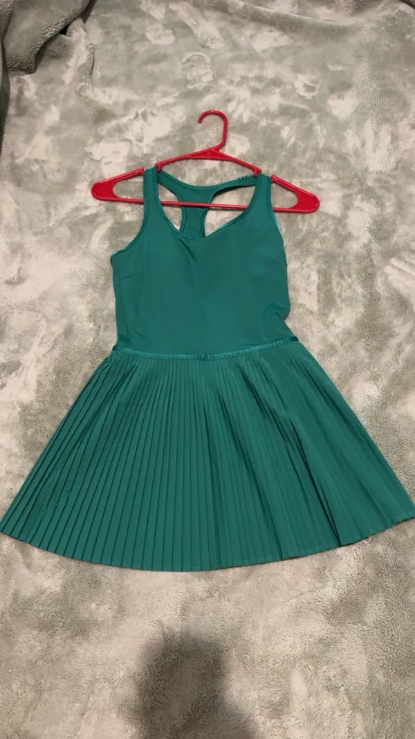 Lululemon Scoop Neck Pleated Tennis Dress Green Cascadia 2 - Image 3
