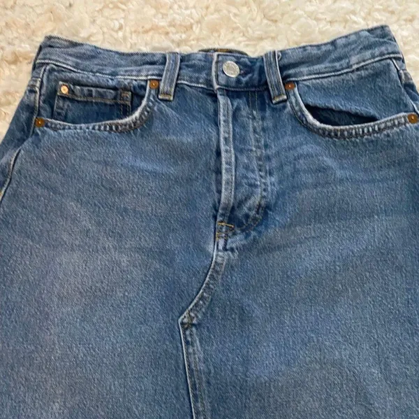H&M Denim Skirt Size 6 - Image 2