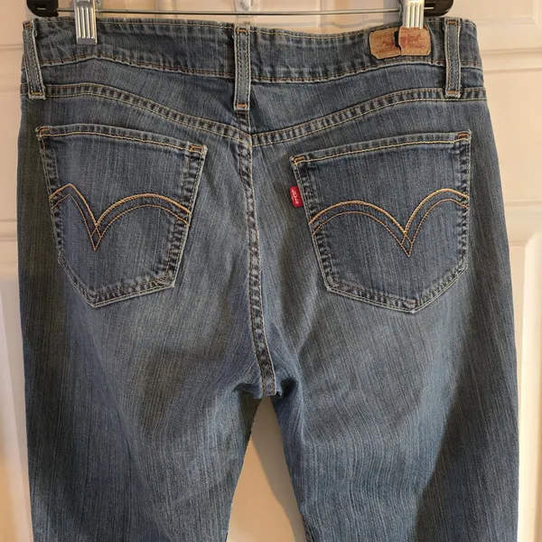 Levi’s Superlow 518 Flare Jeans Women’s Size 11M Y2K Low Rise Blue Denim 32x31 - Image 4