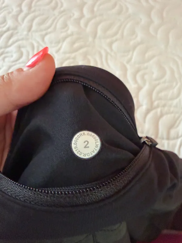 Lululemon Speed Shorts 2.5" - Image 3