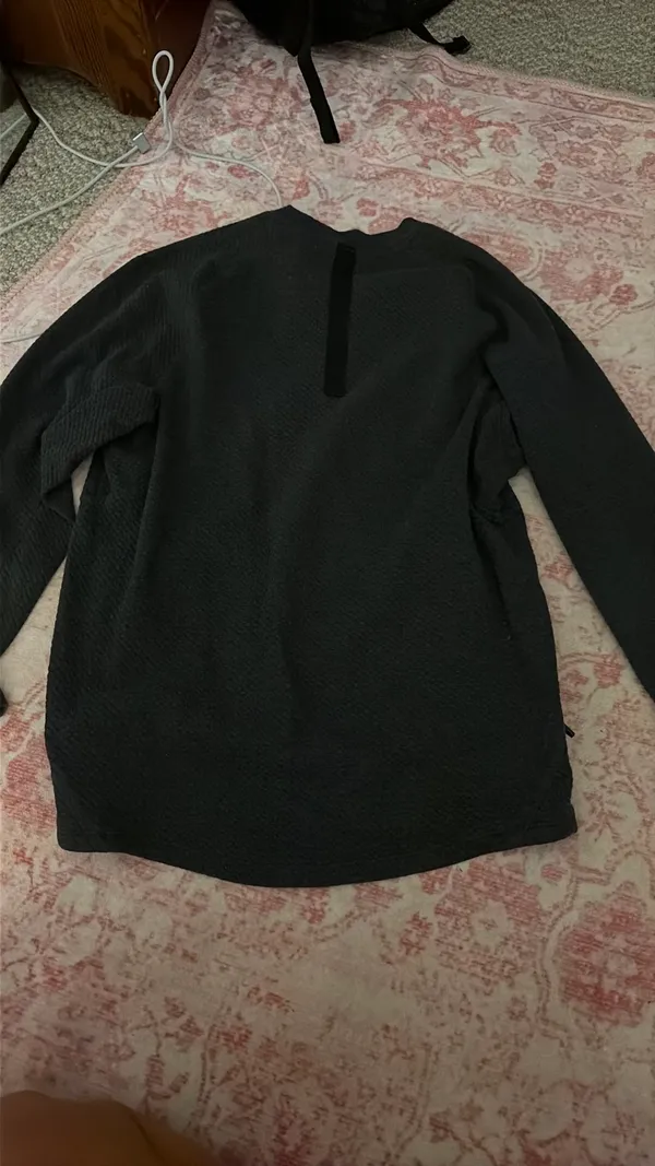 Lululemon Pullover Black - Image 2