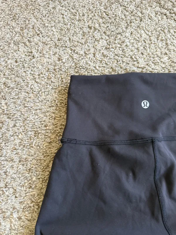 Lululemon Wunder Train High-Rise Short 6"
Black - Image 4