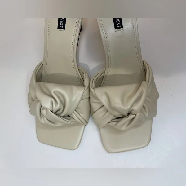 Nine West Knot 3 Ivory Slip On Squared Open Toe Kitten Heels‎ Sandals Size 9 M - Image 5