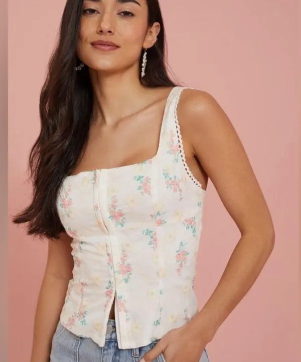Altar'd State NWT mattie floral hook embroidered corset. Size Medium - Image 3