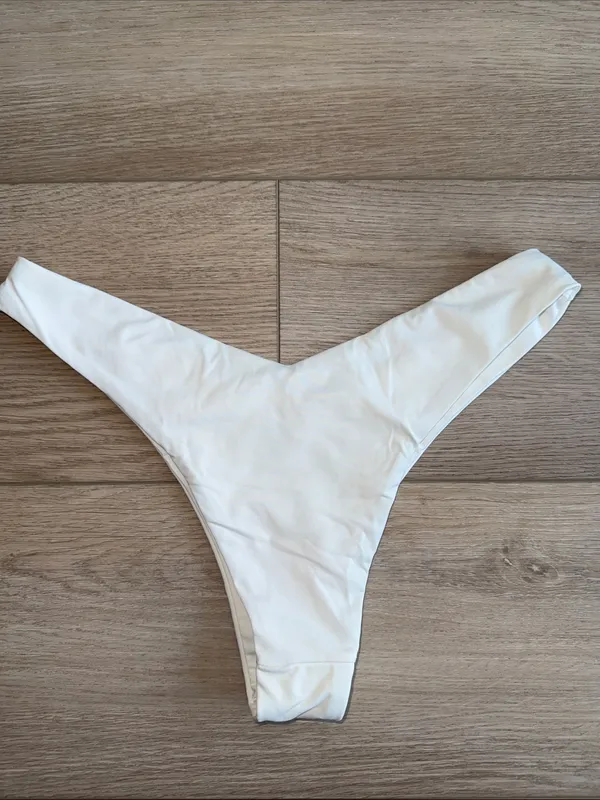 WeWoreWhat Bikini - Image 10