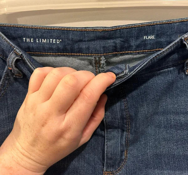 Flare Jeans - Image 3