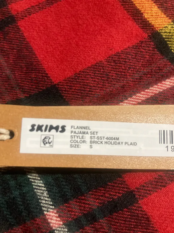SKIMS Flannel Pajama Set S - Image 5