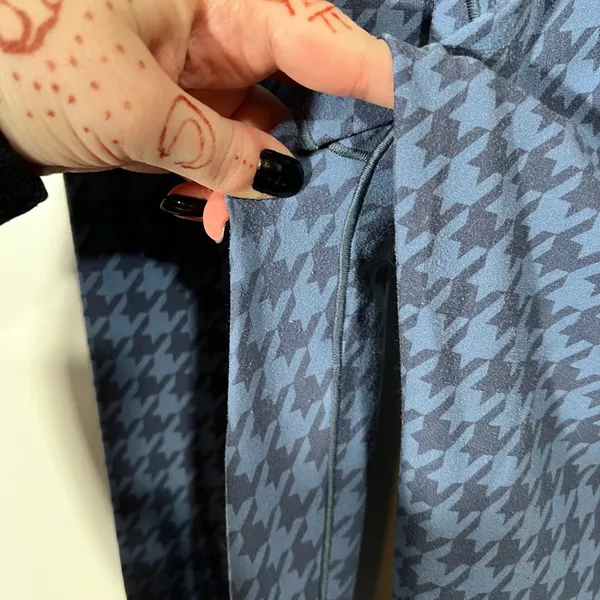 Aerie Crossover Flare Pants in Blue Houndstooth Size Medium Short - Image 6