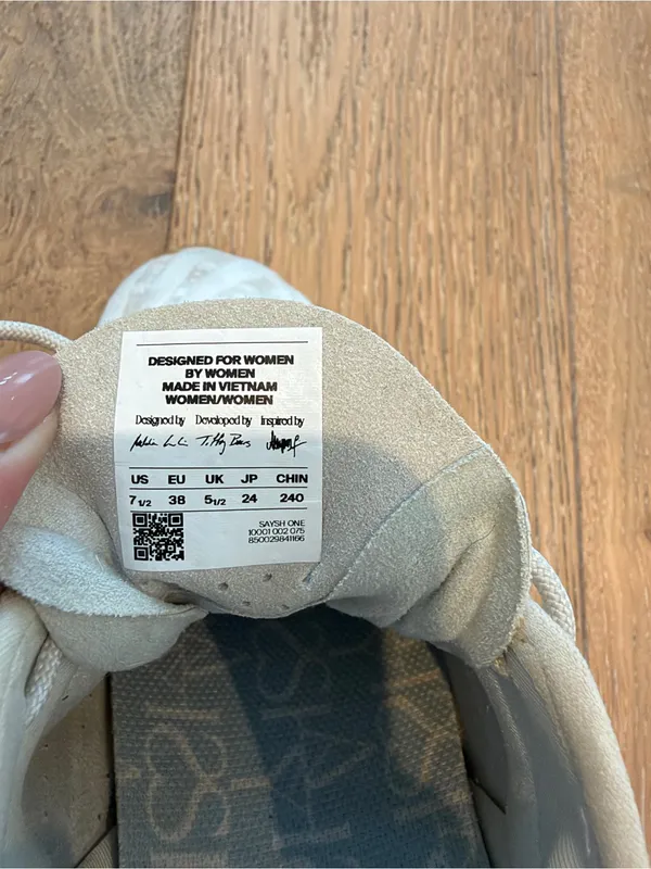 Saysh One Women’s Everyday Lifestyle Sneakers - Image 4