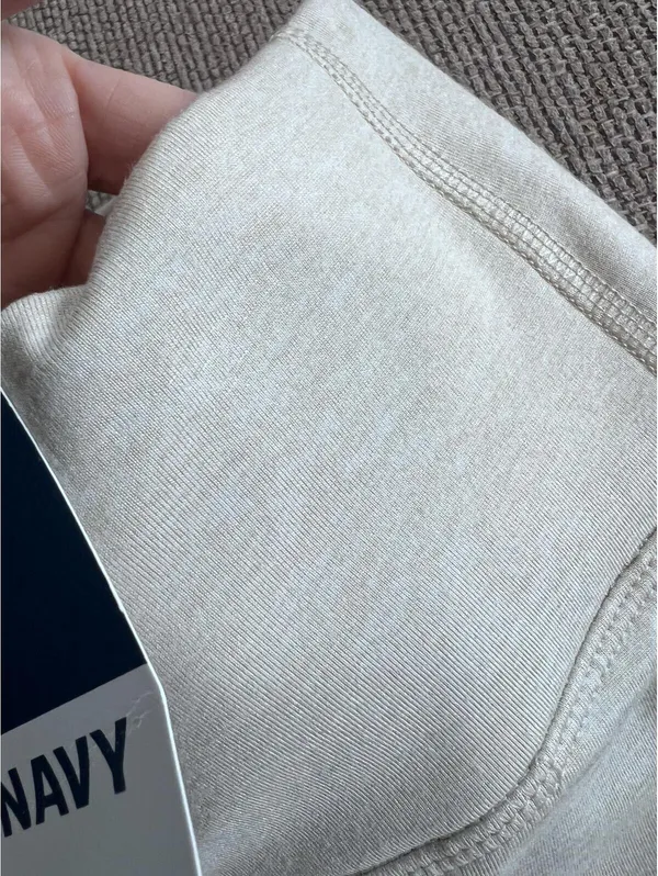 New Old Navy Cloudsoft Leggings - Image 4