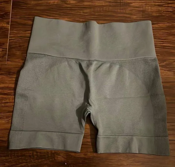 Set Active sculptflex bike shorts in wave - Image 2