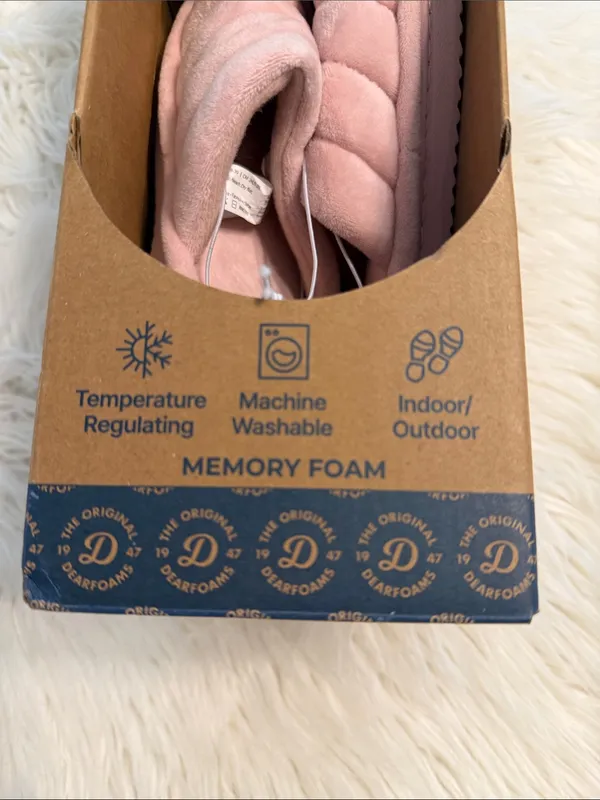 dearfoams Women's Pink Quilted Memory Foam Slippers size M 7-8 - Image 4