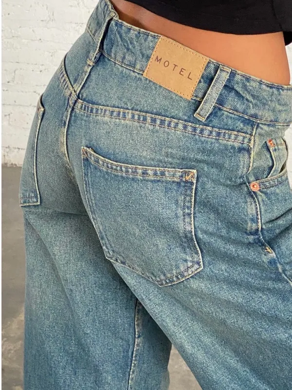 Motel Rocks medium wash wide-leg jeans - Image 5